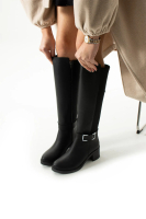 Çift Toka Detaylı Fermuarlı Siyah Renkli Çizme